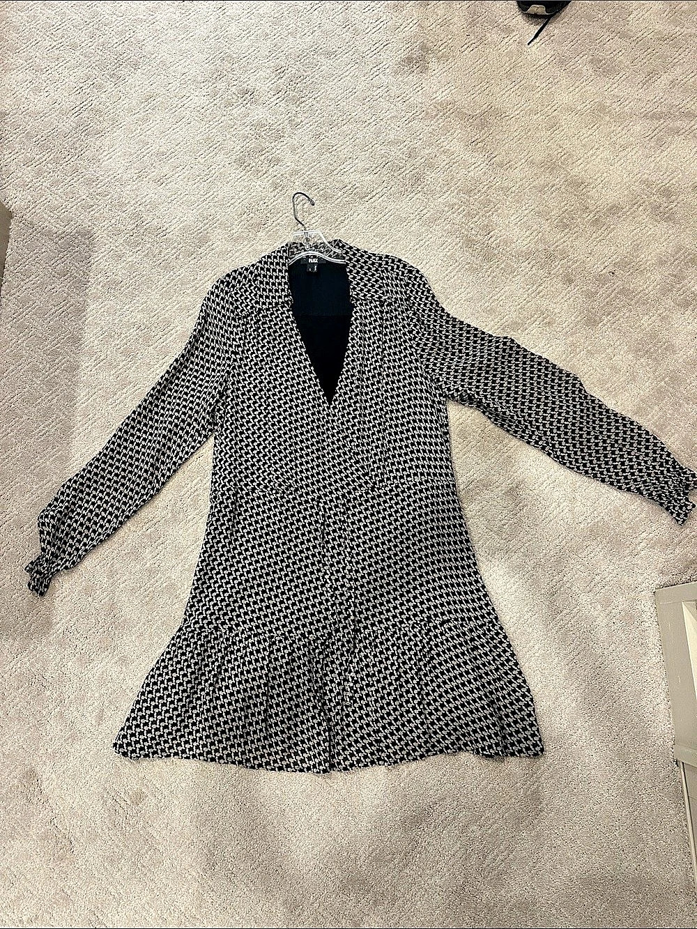 PAGE Geometric Mini Dress in Black & White Size Small Like New